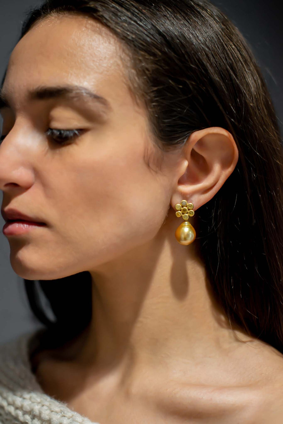 18 Karat Gold Raw Diamond Daisy Stud Earrings with Golden South Sea Pearl Drops