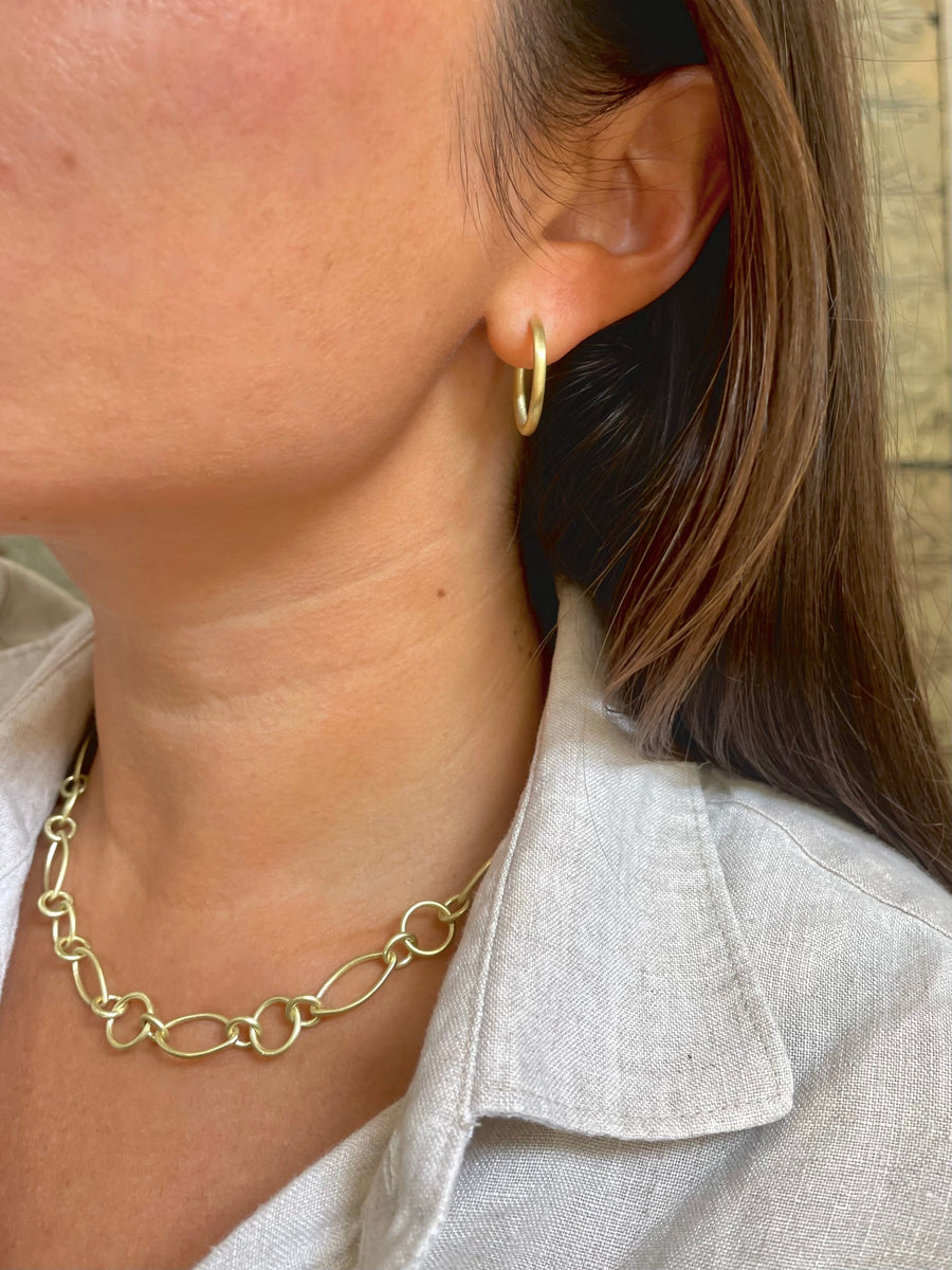 18 Karat Gold Mini Marquise Link Chain