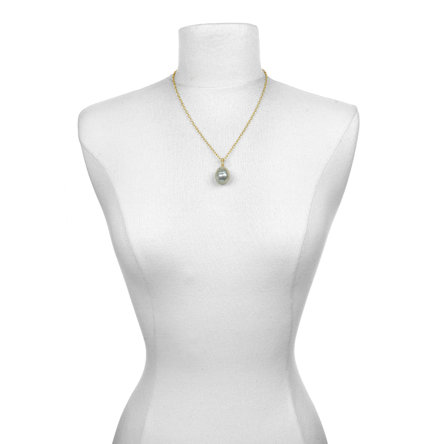 18 Karat Gold Pistachio Baroque Pearl Pendant with Diamond Granulation Bail