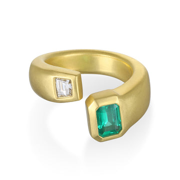 18 Karat Gold Brazilian Emerald Diamond Bypass Ring