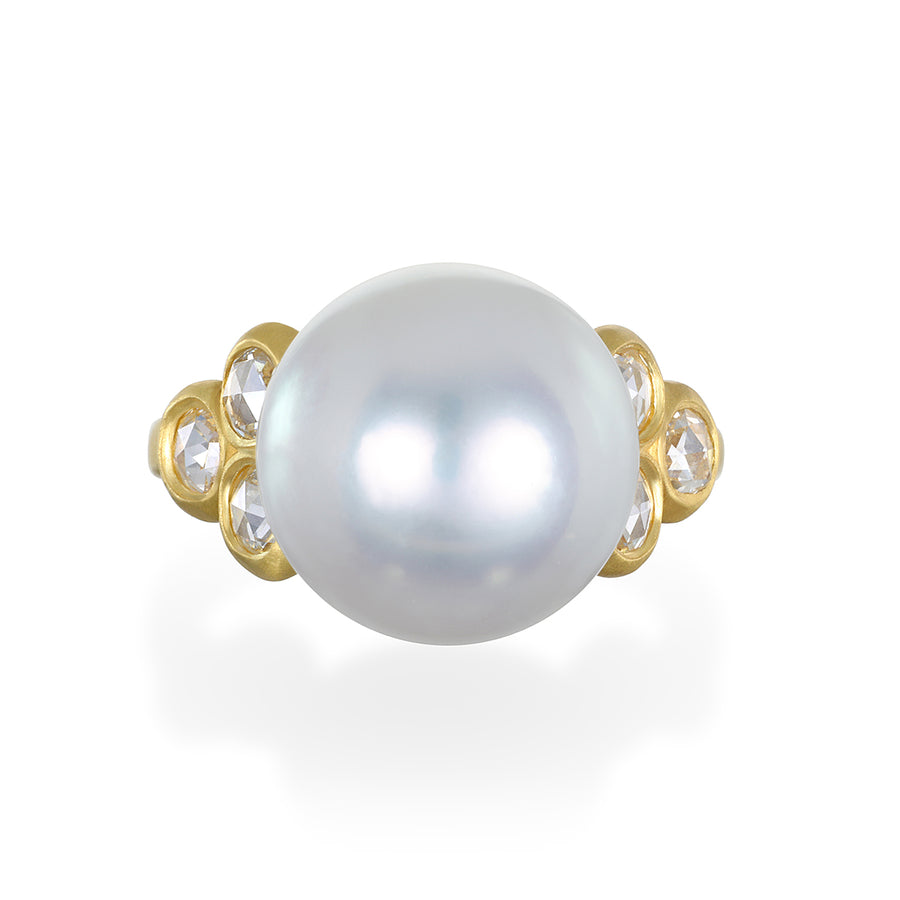 18 Karat Gold White South Sea Pearl and Diamond Ring
