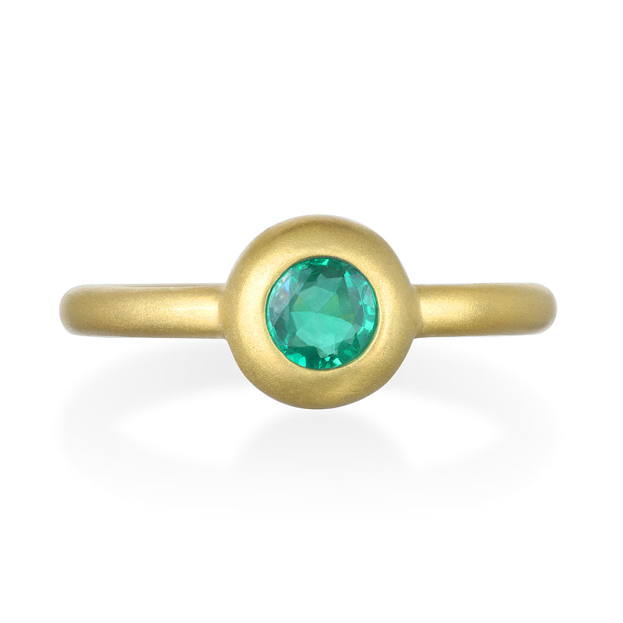 18 Karat Gold Brazilian Emerald Dome Ring