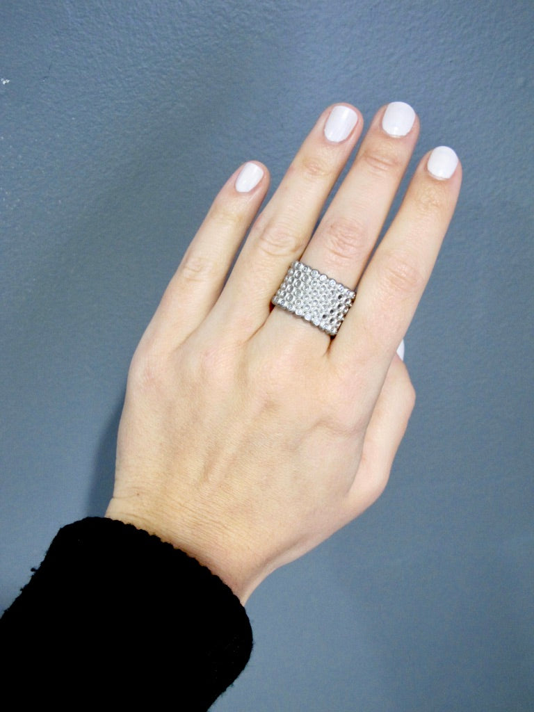 Platinum Cigar Band with Diamond Border