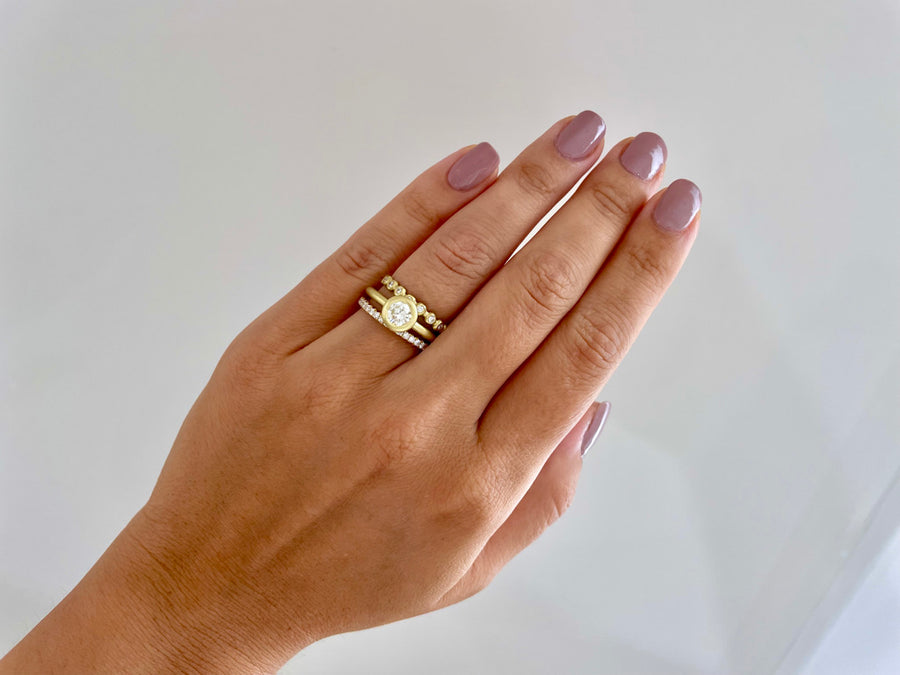 Round Brilliant Cut Diamond Solitaire Bezel Ring