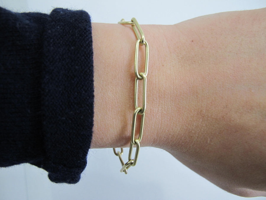 18 Karat Gold Paperclip Chain Bracelet