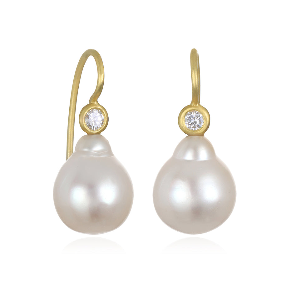 18 Karat Gold White South Sea Pearl Drop Earrings with Diamonds