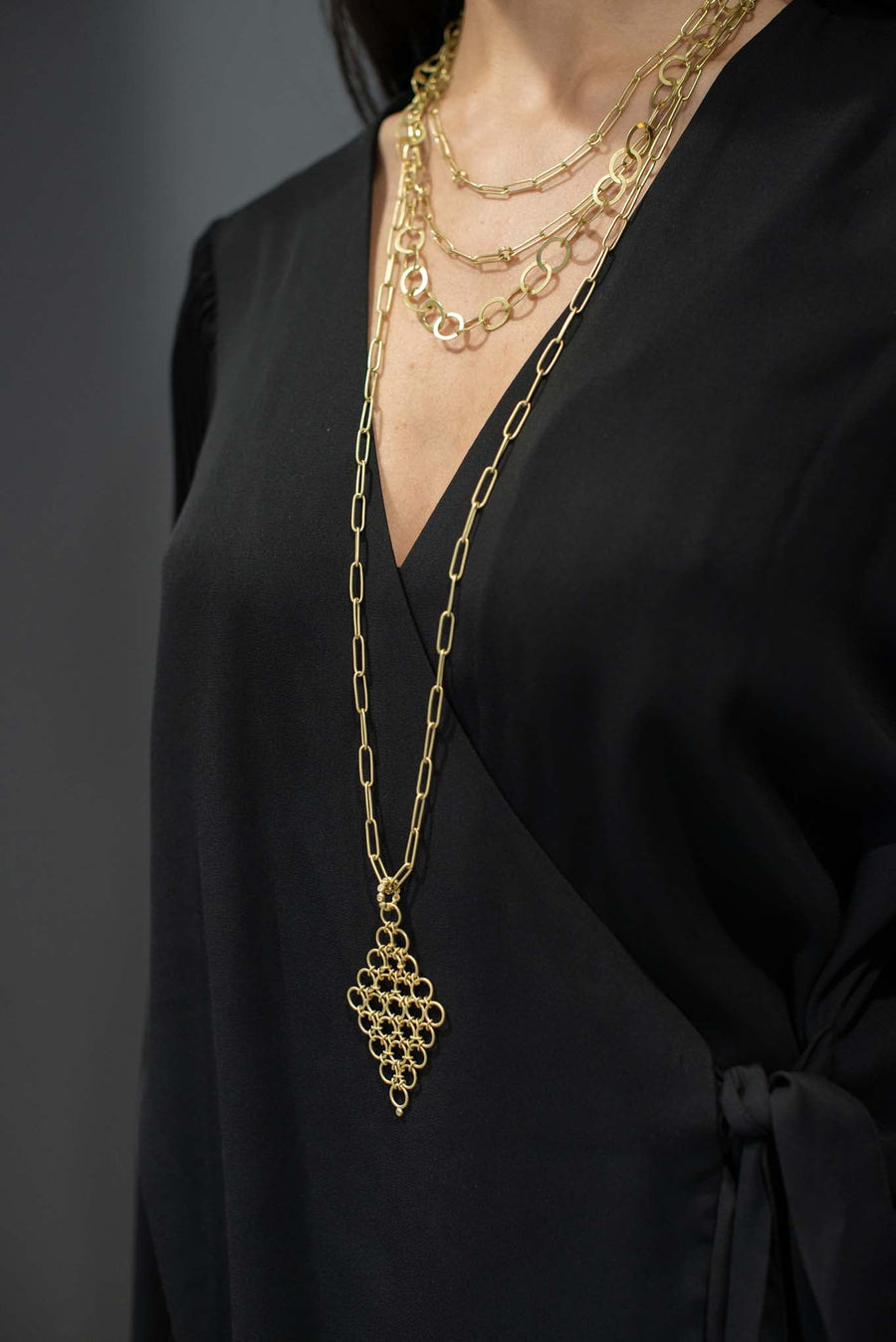 18 Karat Gold Diamond Mesh Pendant and Oval Link Chain