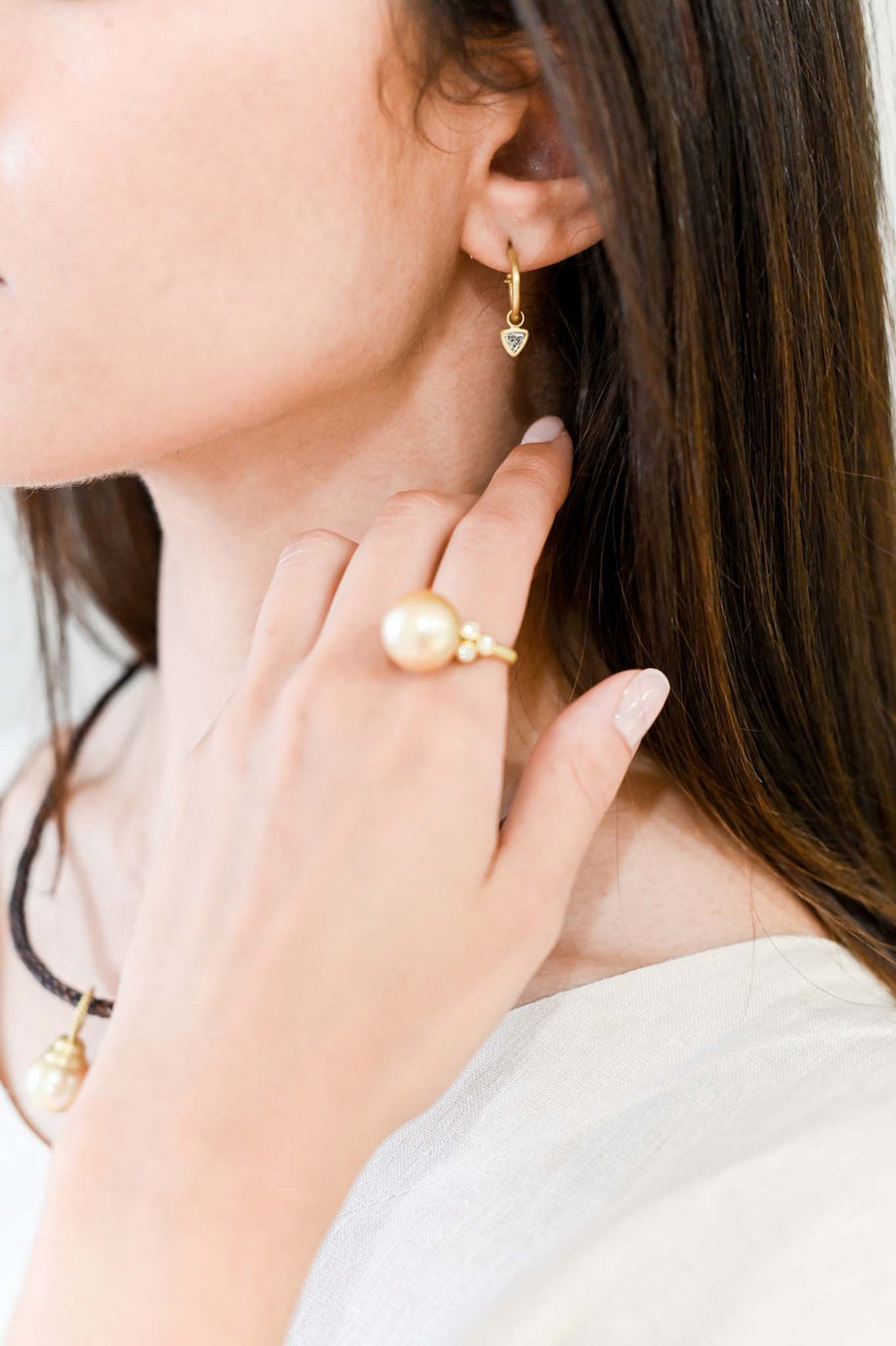 18 Karat Gold Golden South Sea Pearl Ring With Triple Side Diamonds