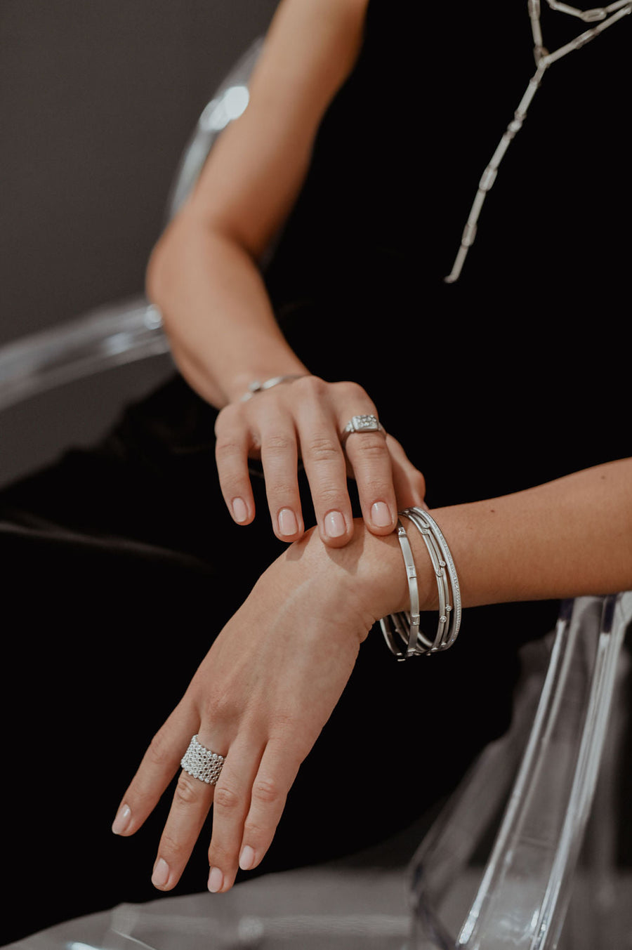 Platinum Bangle Bracelet With Diamond Granulation Beads