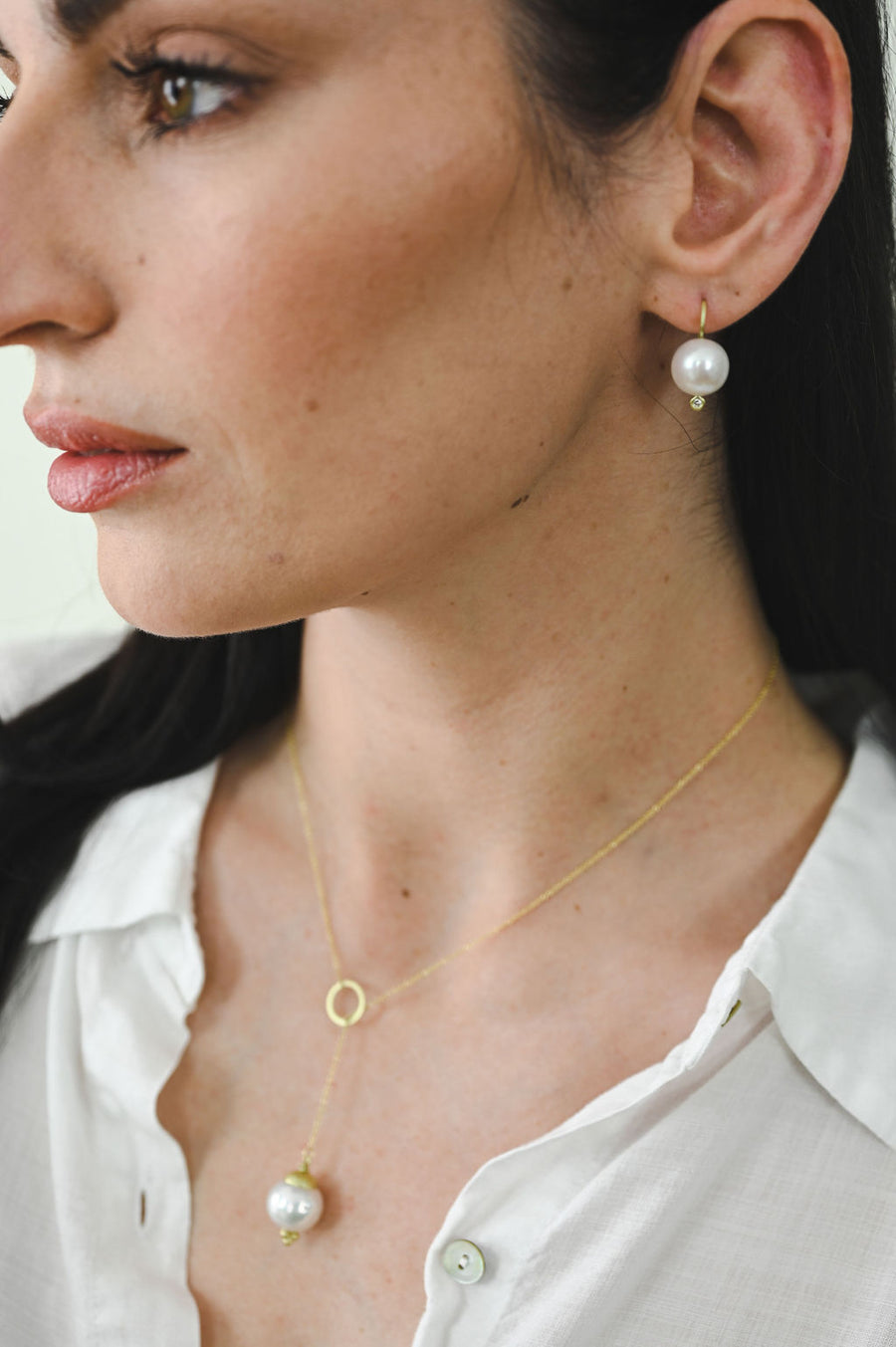 18 Karat Gold Freshwater Pearl Earring with Diamond Bead Drop