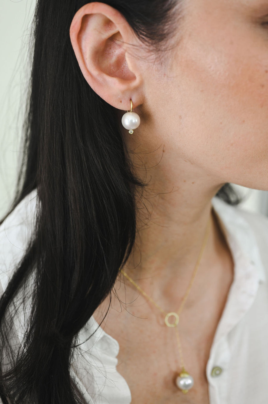 18 Karat Gold Freshwater Pearl Earring with Diamond Bead Drop
