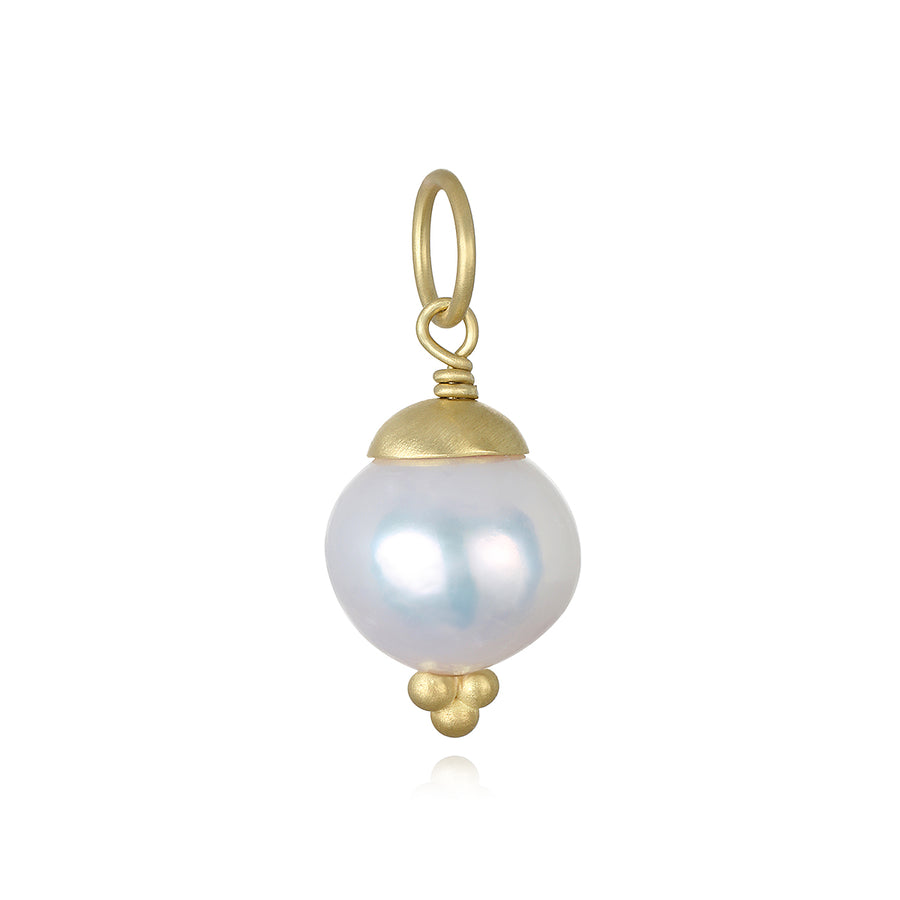 18 Karat Gold White Freshwater Pearl Pendant with Gold Cap