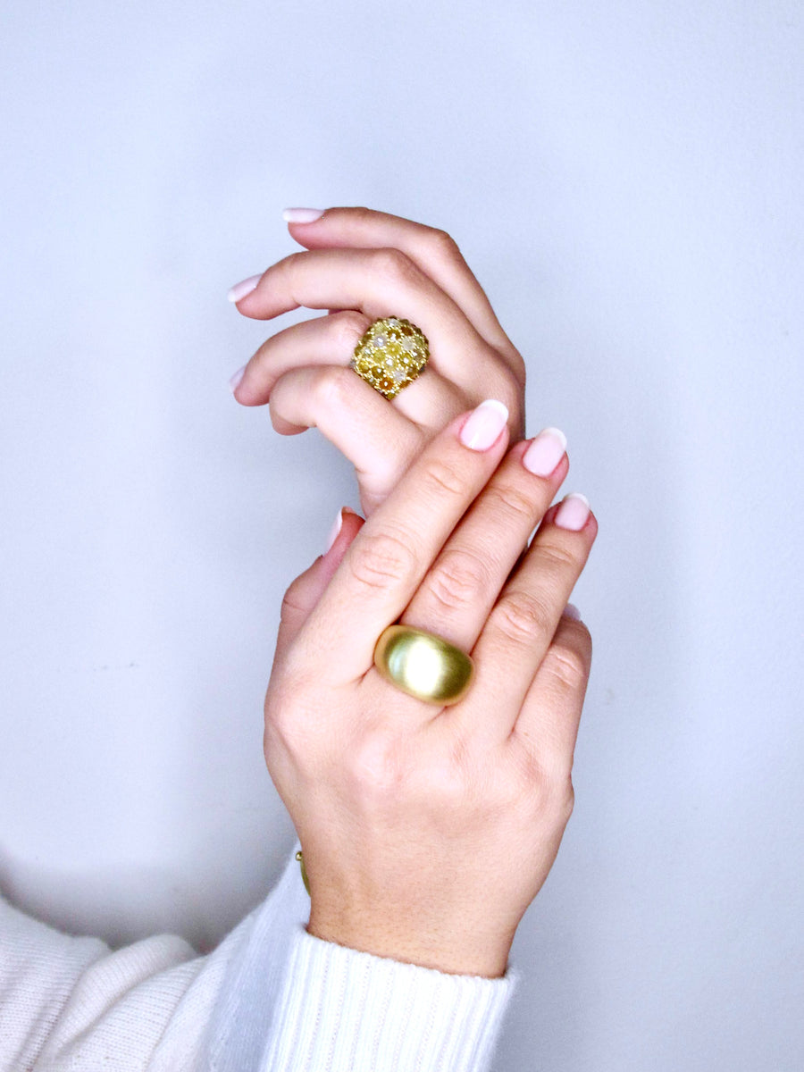 18 Karat Gold Milky Diamond Dome Ring