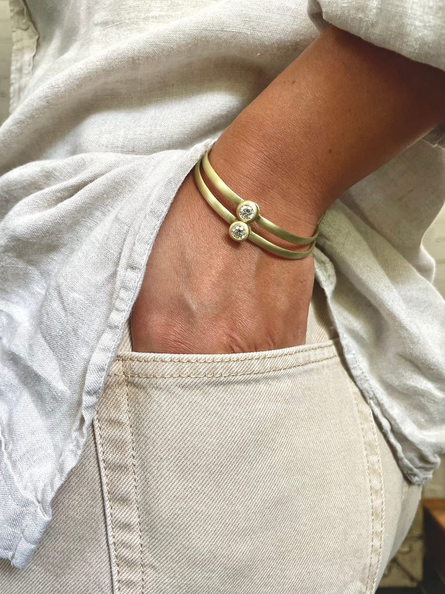 18 Karat Gold Diamond Solitaire Button Bangle