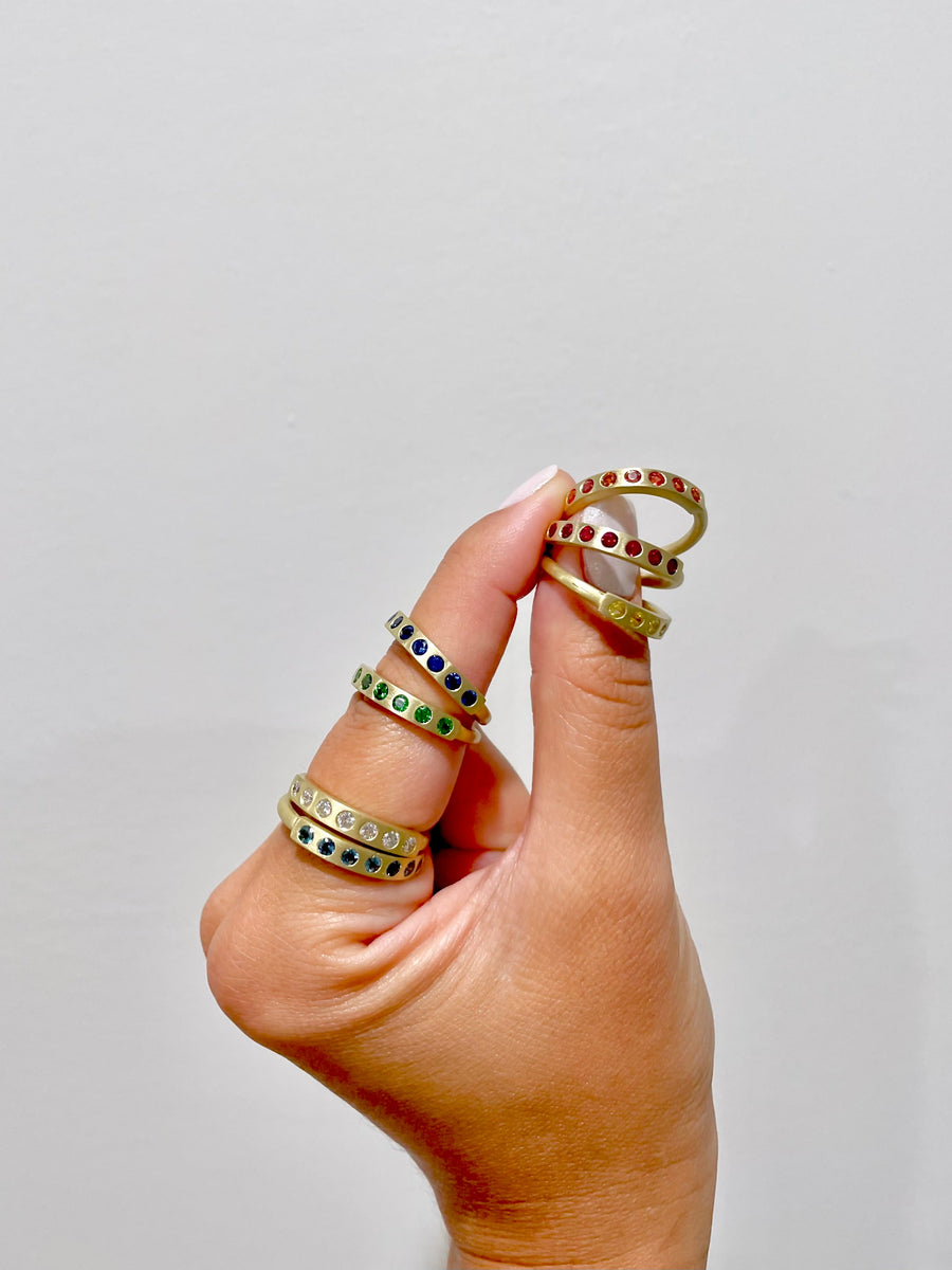 18 Karat Gold Tsavorite Garnet Bar Ring