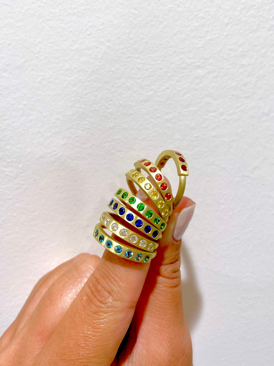 18 Karat Gold Aquamarine Burnished Bar Ring