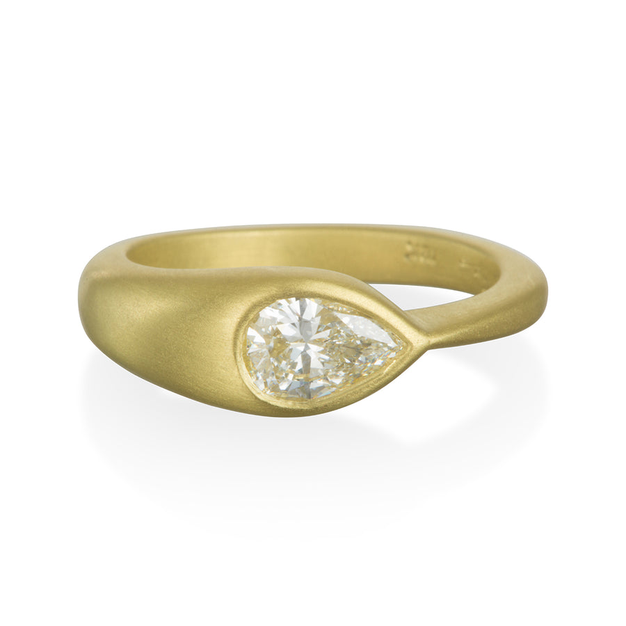 Pear-shaped Diamond Ring