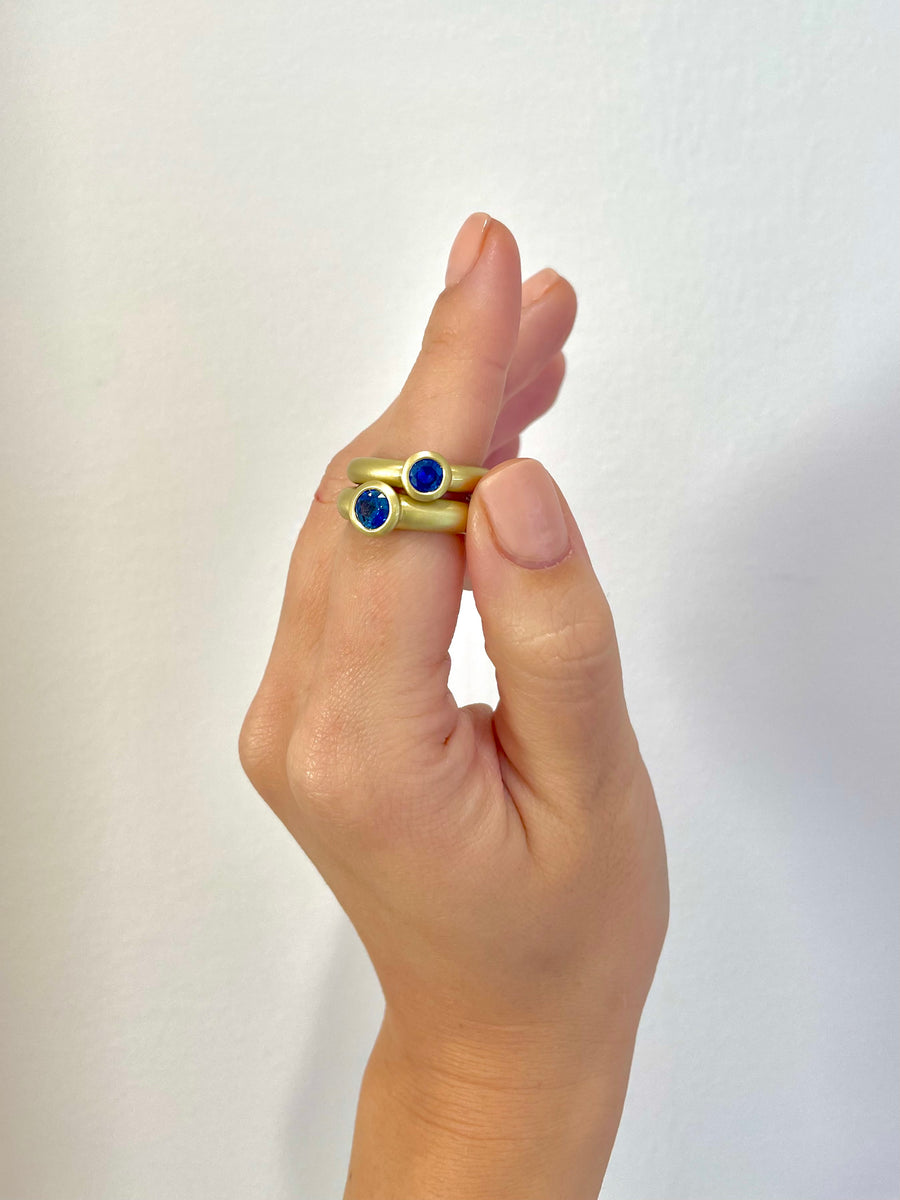 18 Karat Gold Ceylon Blue Sapphire Bezel Ring