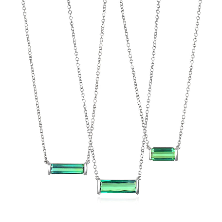 18 Karat White Gold Bar Set Green Tourmaline Necklace