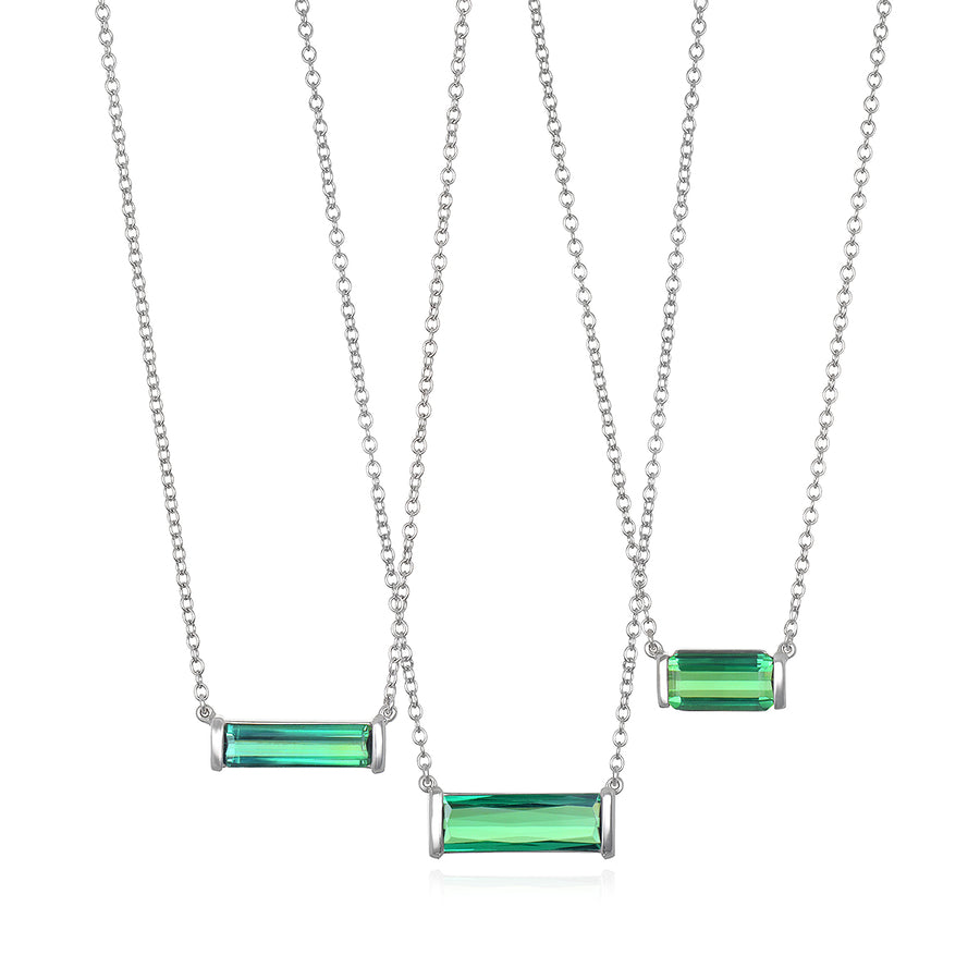 18 Karat Gold Bar Set Green Tourmaline Necklace