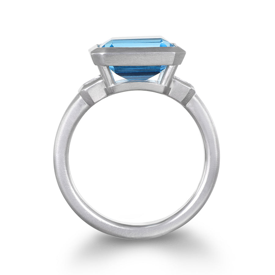 Platinum Aquamarine Diamond Ring