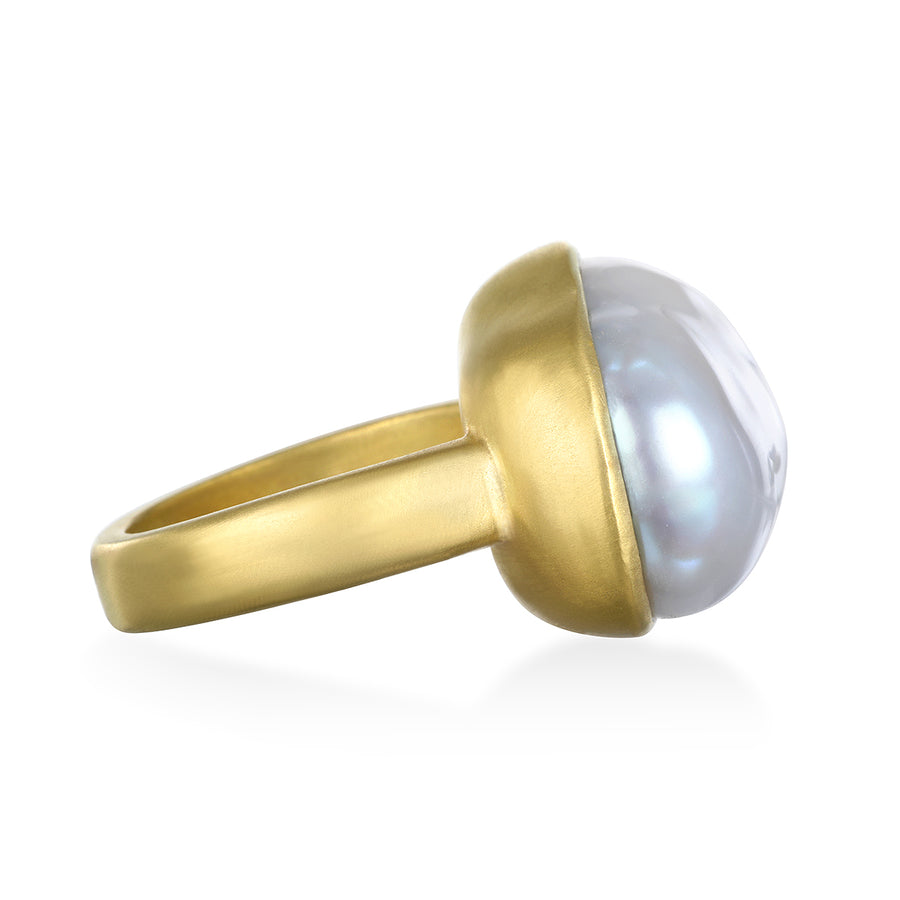 18 Karat Gold White Baroque Freshwater Pearl Ring