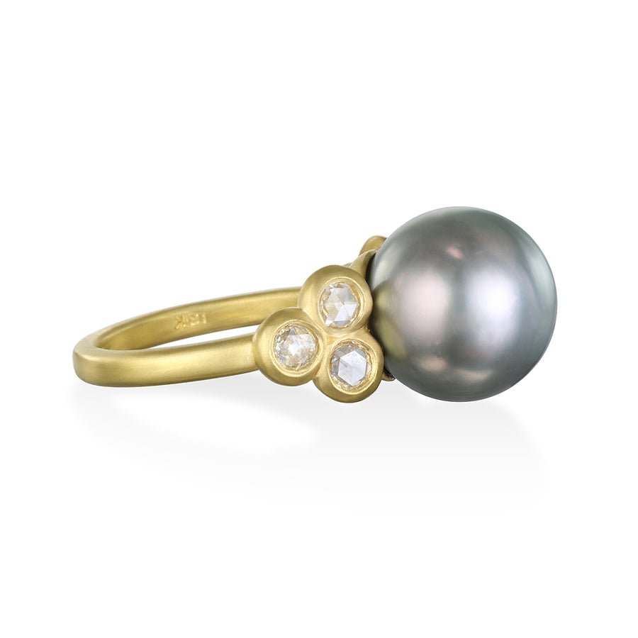 18 Karat Gold Diamond Pistachio Tahitian Pearl Ring