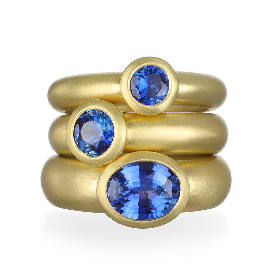 18 Karat Gold Ceylon Sapphire Bezel Ring