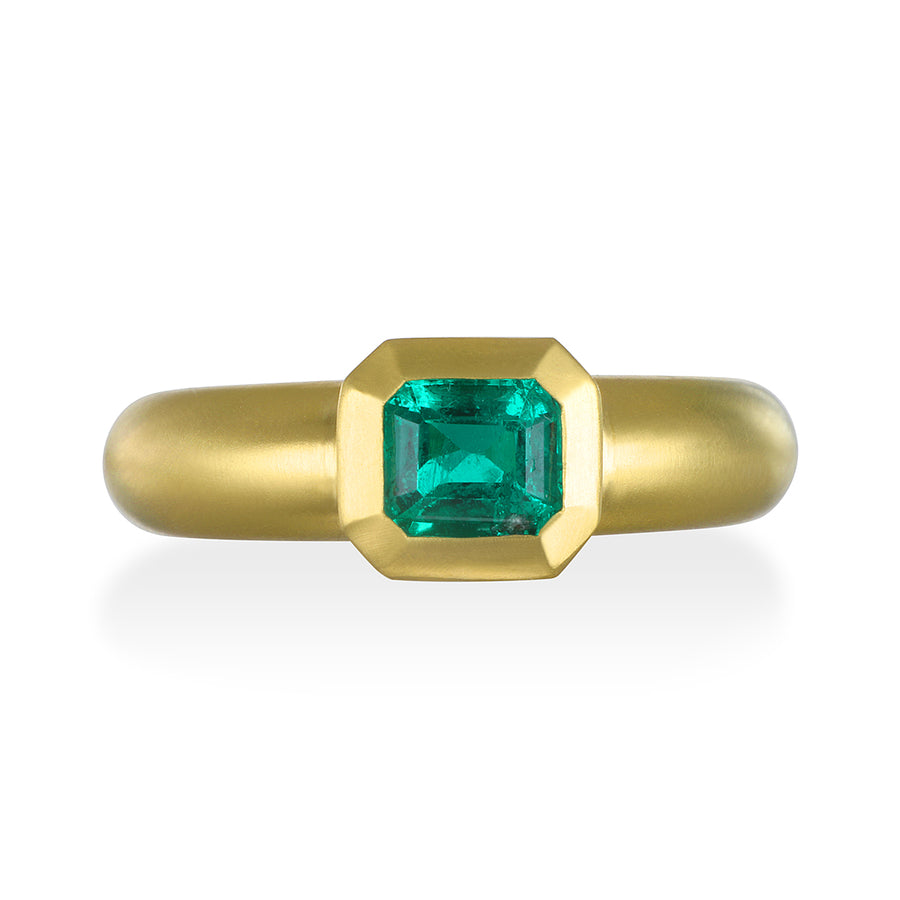 18 Karat Gold Emerald Bezel Ring