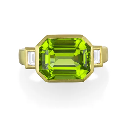18 Karat Gold  Peridot and Diamond Ring